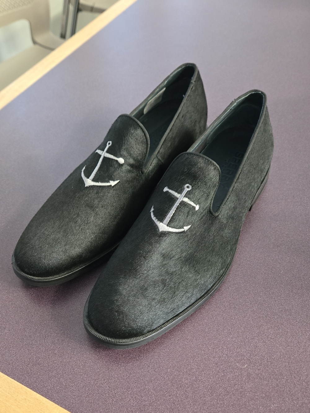 Sperry Men's Overlook Black Pony Hair Anchor Smoking Slippers Size 11 - Picture 2 of 9